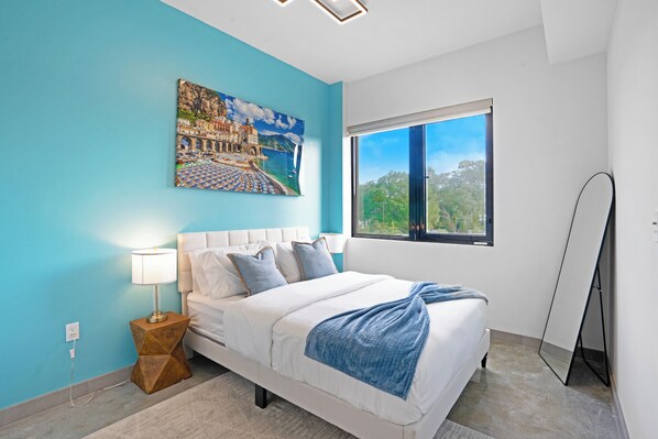 Apartment, Balcony, City View