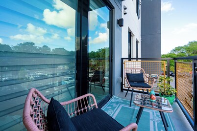 Griffin Luxe by Prime