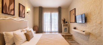 Lotus Köyiçi Otel