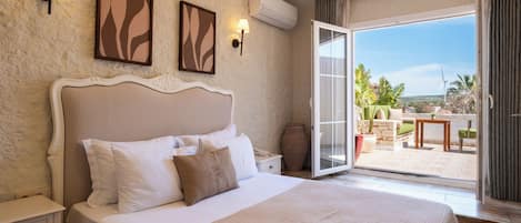 Deluxe Double Room, Terrace, City View | Terrace/patio