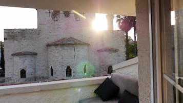 Luxury Room, Balcony, City View | Free WiFi