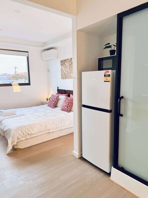 1 chambre, fer et planche à repasser, Wi-Fi, draps fournis
