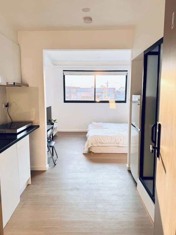 1 chambre, fer et planche à repasser, Wi-Fi, draps fournis