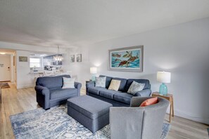 Apartment, 2 Schlafzimmer | Wohnbereich