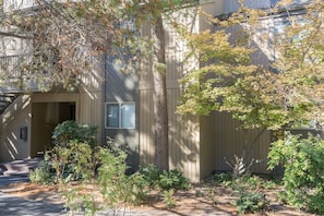 Condo, 1 Bedroom | Exterior