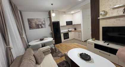 I&I Apartments 36