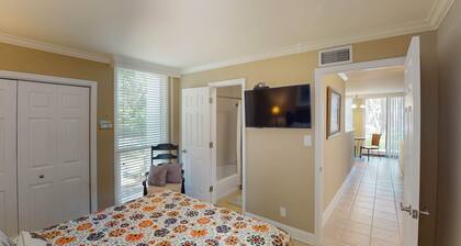 Villa 326 - A Shore Thing 1 Bedroom Condo