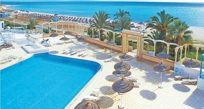 Hôtel Club Les Colombes