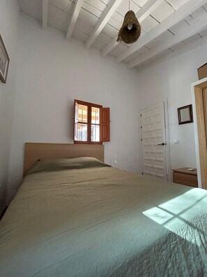 3 Schlafzimmer, Bügeleisen/Bügelbrett, WLAN, Bettwäsche