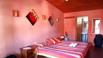 Basic Double Room | WiFi (free)