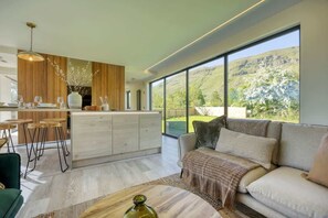 Fernseher, Arbeitsbereiche