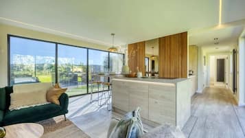 Télévision, espaces bureaux