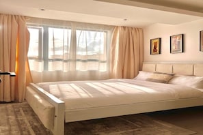 1 chambre, fer et planche à repasser, Wi-Fi gratuit, draps fournis