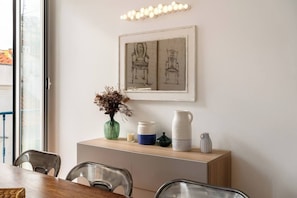 Dining - Castle-View Penthouse Duplex in Lisbon (Lisbon)