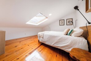 Bügeleisen/Bügelbrett, kostenloses WLAN, Bettwäsche