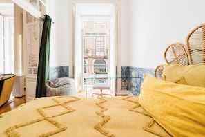 4 chambres, bureau, Wi-Fi gratuit, draps fournis