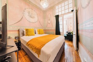 4 slaapkamers, een bureau, gratis wifi, beddengoed