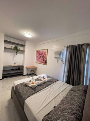 Dormitorio compartido, 2 habitaciones, con acceso para personas discapacitadas, vista a la alberca | 2 habitaciones