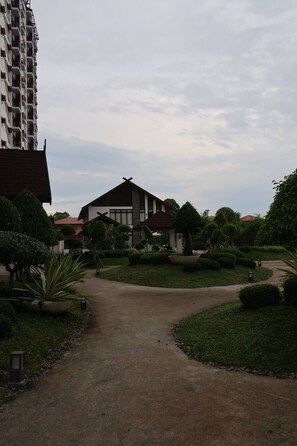 Asrama Umum, 2 kamar tidur, akses difabel, pemandangan kolam renang | Halaman properti