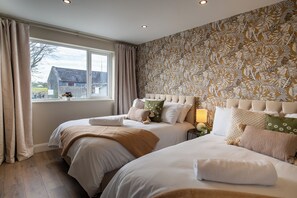 Twin Room | Premium bedding, memory foam beds, free WiFi, bed sheets