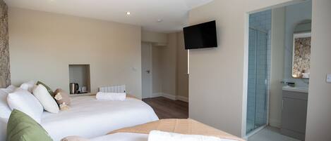 Twin Room | Premium bedding, memory-foam beds, free WiFi, bed sheets