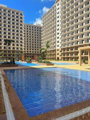 Pool - Relaxing Getaway at Saekyung Phase 3 Near Airport (Lapu-Lapu)