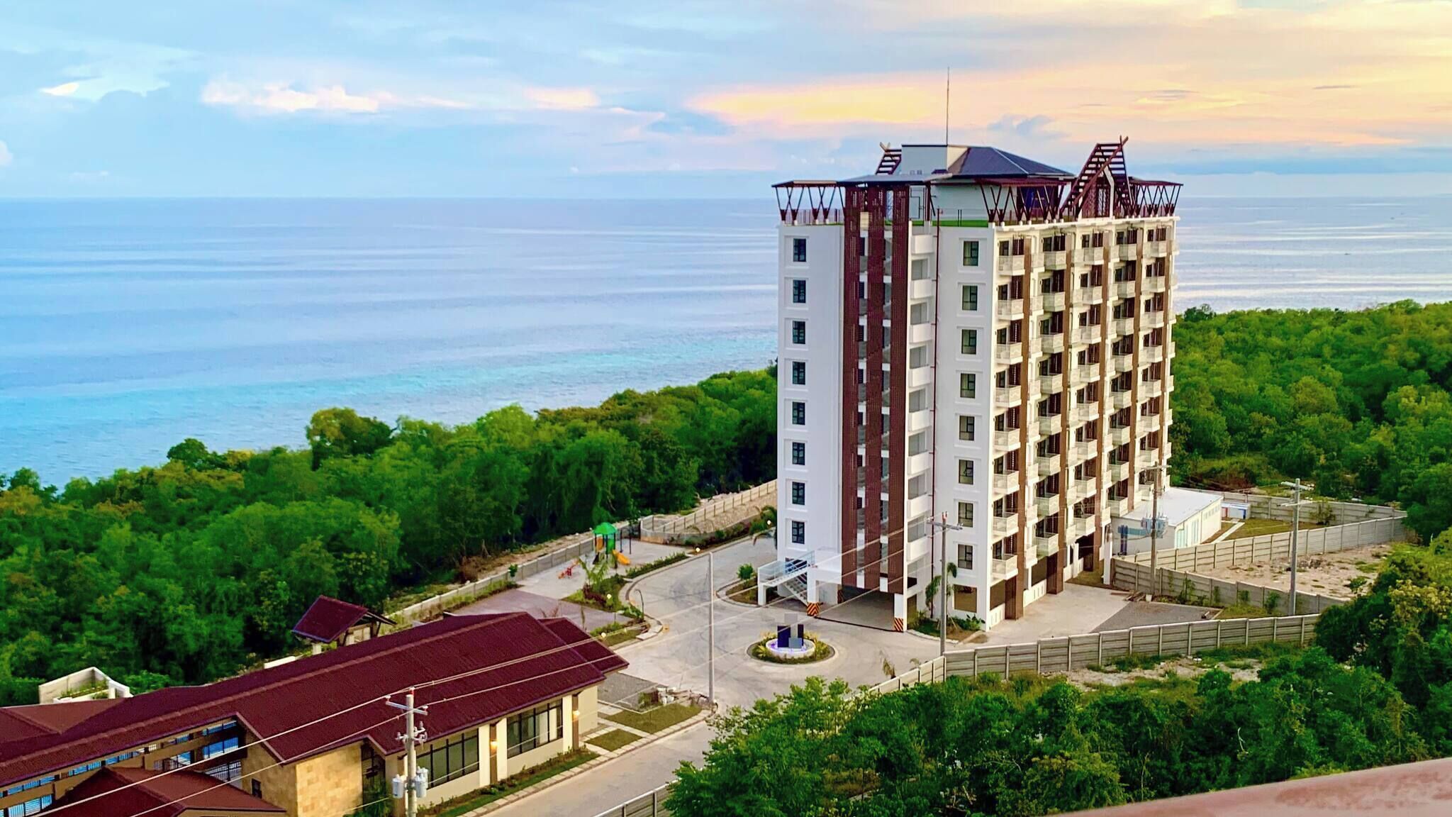 Condo, 1 Bedroom, Accessible, Smoking | Exterior