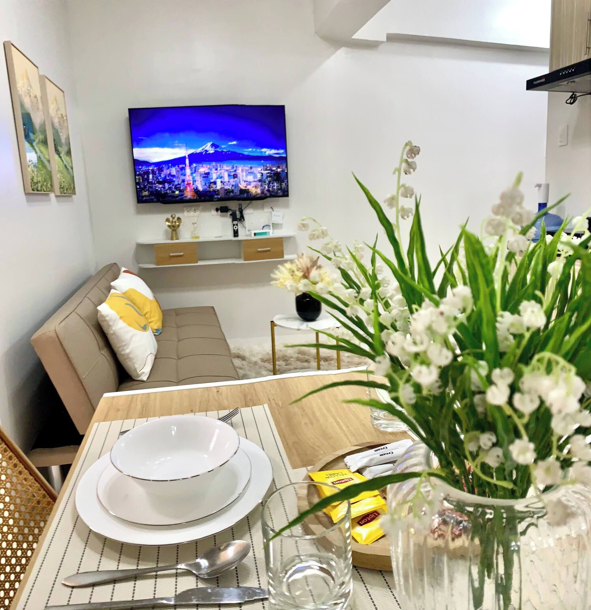 Condo, 1 Bedroom, Accessible, Smoking | Dining room