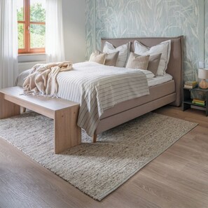 1 bedroom, desk, free WiFi, bed sheets