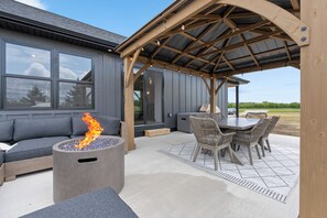 Outdoor dining - Humbug Abode - located on beautiful 5 acres, minutes drive to Sister Bay (Ellison Bay)