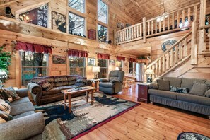 Smart-TV, peis, videospill og bøker