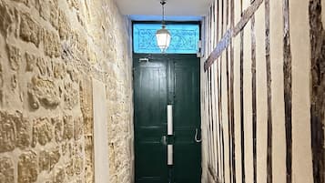 EntrĂ©e de lâhĂ©bergement