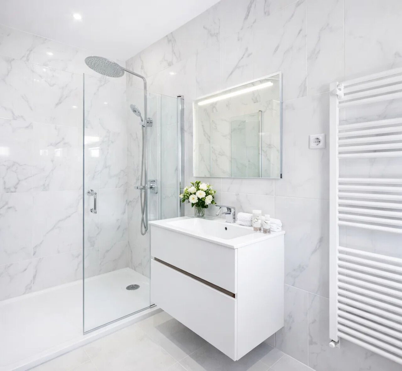 Premium Studio, Courtyard View | Bathroom
