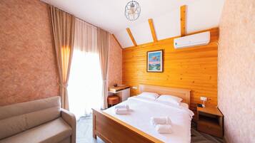 1 多间卧室、免费 WiFi、床单