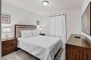 5 Schlafzimmer, Bügeleisen/Bügelbrett, Reisekinderbett, WLAN