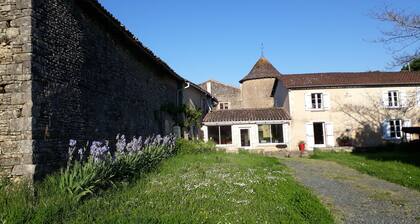 LE VERGER gĂźte bucolique, havre de paix entre Puy du Fou et Futuroscope 6/8 pers