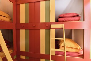 4 chambres, fer et planche Ă repasser, lit parapluie, Wi-Fi gratuit