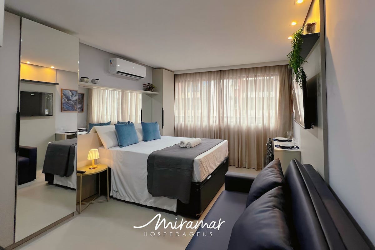 Deluxe Apartment | Free WiFi