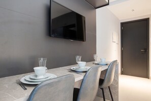 基本公寓 | 用餐區