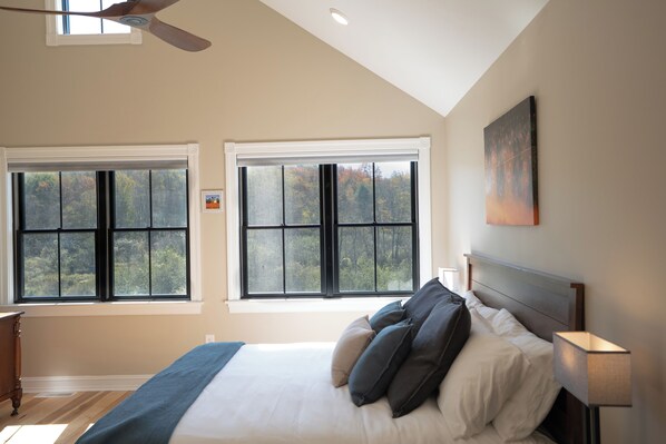 4 bedrooms, WiFi, bed sheets