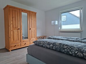 2 Schlafzimmer, Bügeleisen/Bügelbrett, WLAN, Bettwäsche