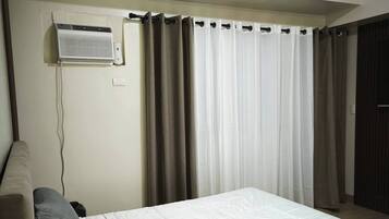 Room, 1 Bedroom, Accessible, Balcony | 1 bedroom