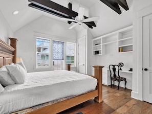 4 Schlafzimmer, Bügeleisen/Bügelbrett, kostenloses WLAN, Bettwäsche