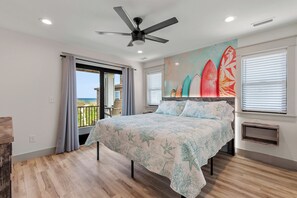 8 quartos, escrivaninha, ferros/tábuas de passar roupa, Wi-Fi