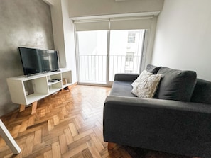 Apartment | Free WiFi - Rent Up - Cómodo Depto cerca de la Rural (Buenos Aires)