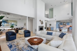Smart TV, ping pong - Siesta Sunset Sanctuary: Incredible Sunset Views! (Siesta Key)