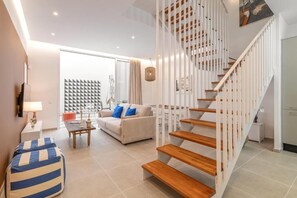 Apartment, Patio | Living area | Flat-screen TV