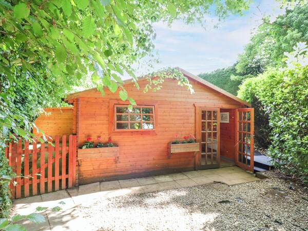 Stumps Cross Lodge - Cotswolds