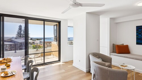 Namanula Unit 5 - Luxury Couples Escape with Ocean Views - Holiday Yamba