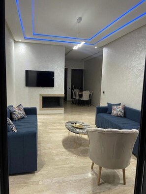 Smart TV, fireplace - Very nice apartment with large swimming pool at dar bouazazaza (Tamaris)